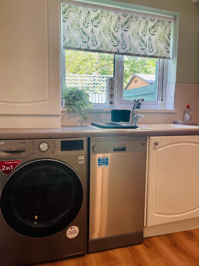 Tanglewood House Abergavenny With Private Parking Villa Bagian luar foto