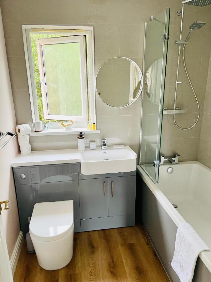 Tanglewood House Abergavenny With Private Parking Villa Bagian luar foto
