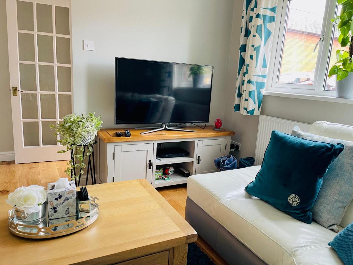 Tanglewood House Abergavenny With Private Parking Villa Bagian luar foto